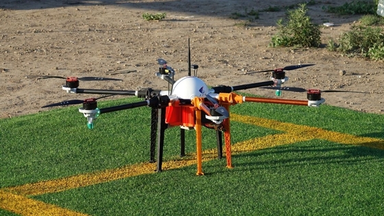 Pulverizador de drones agrícolas à prova d'água de alta carga útil de 10 L com raio de operação remoto