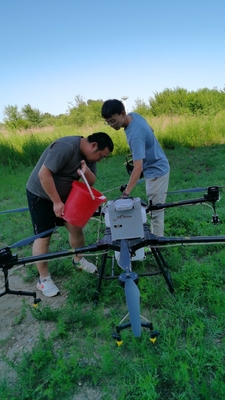72 litros Drones Giroscóptero Agricultura Sprayer Drone Uav Spray para personalização de culturas