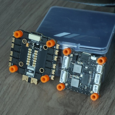 Radius de operação remoto 36X36mm ESC 50af7 V2 Controlador de voo em pilha para personalização